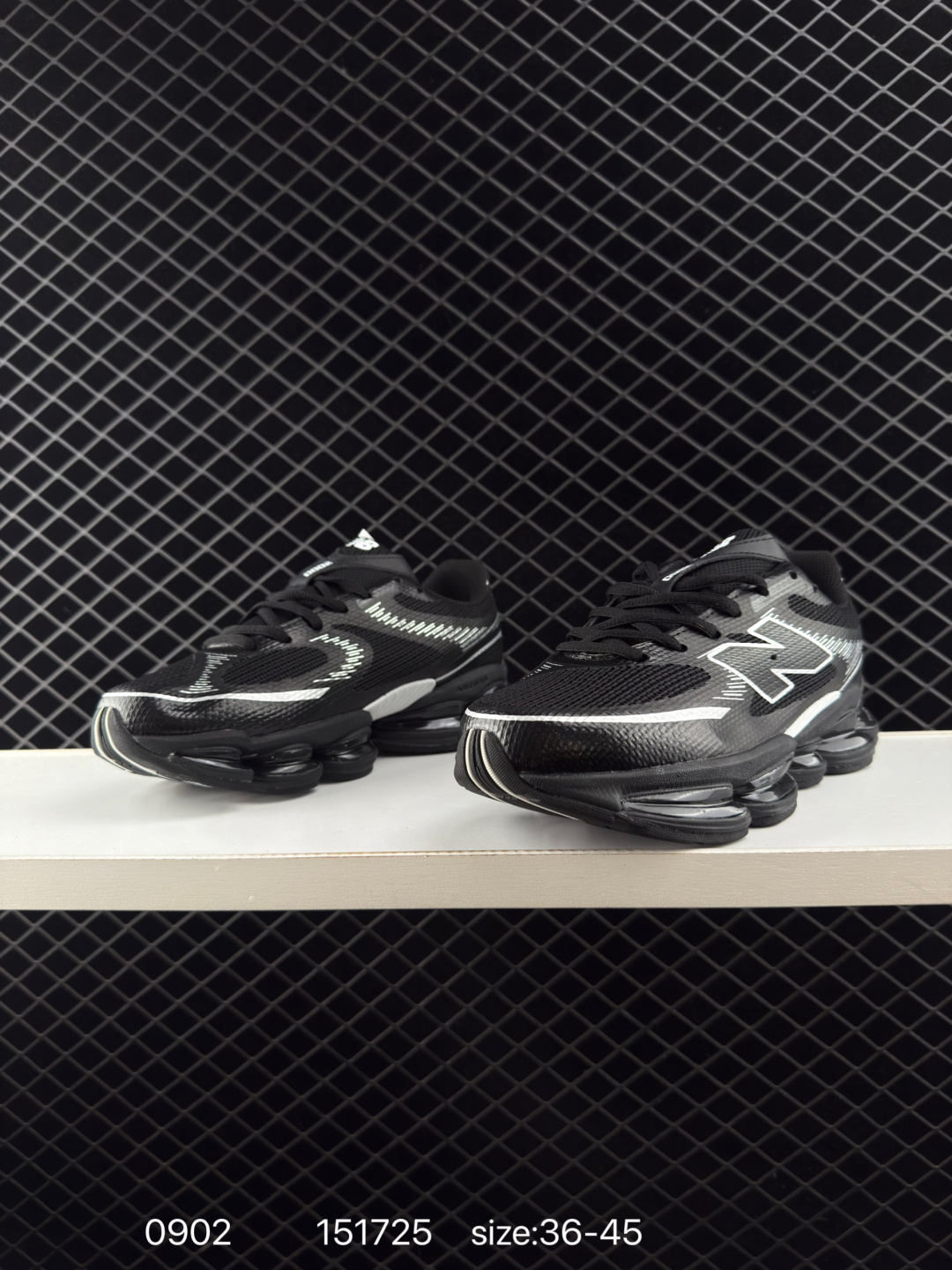 New Balance 2000 NB2000